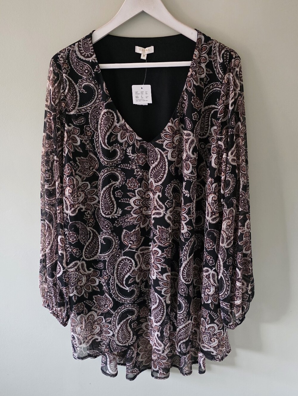 Women's Black Paisley V-Neck Tunic Top NWT - Picture 11 of 15